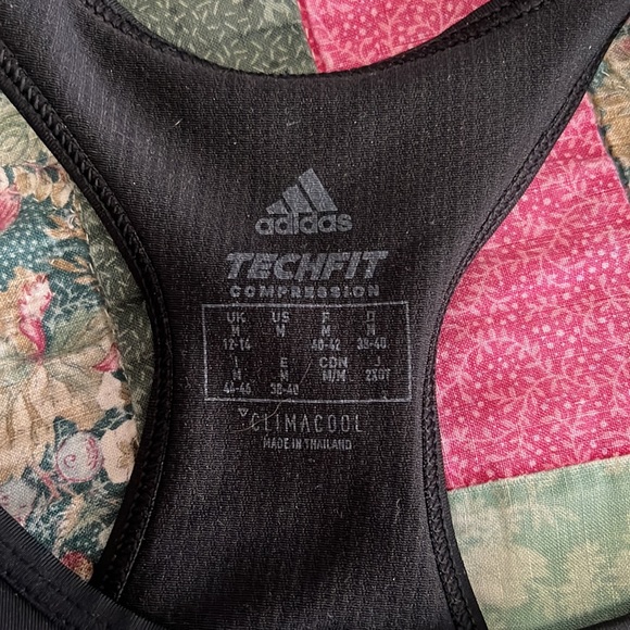 Adidas Sports Bra with Back Cut-Out - Medium 12-14 - Picture 3 of 3